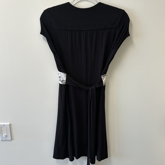 WHBM Bundle!! Color Block Top and Casual Dress • Sz M - Picture 11 of 16